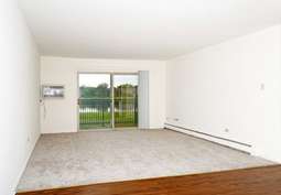Image of Sunset Lake Apartments in Justice, IL