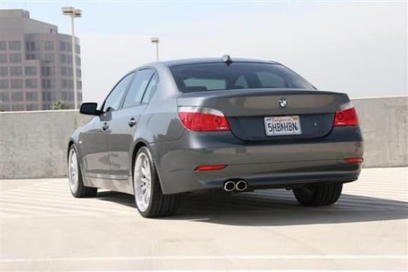E60 on roof 011 (Small).jpg