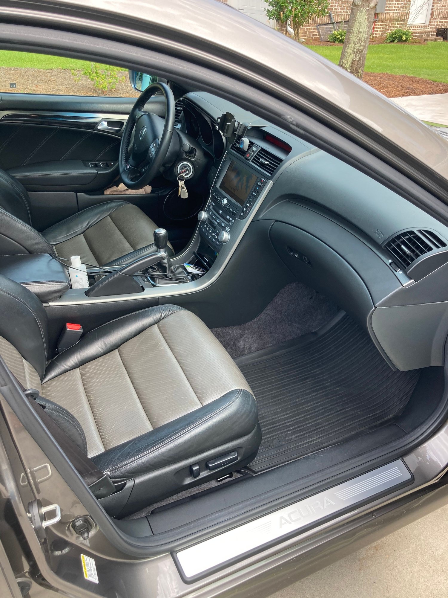 2007 Acura TL - CLOSED: 2007 Acura TL Type S. Manual 6 speed. - Used - VIN 19UUA75547A036503 - 62,200 Miles - 6 cyl - 2WD - Manual - Sedan - Brown - Irmo, SC 29063, United States