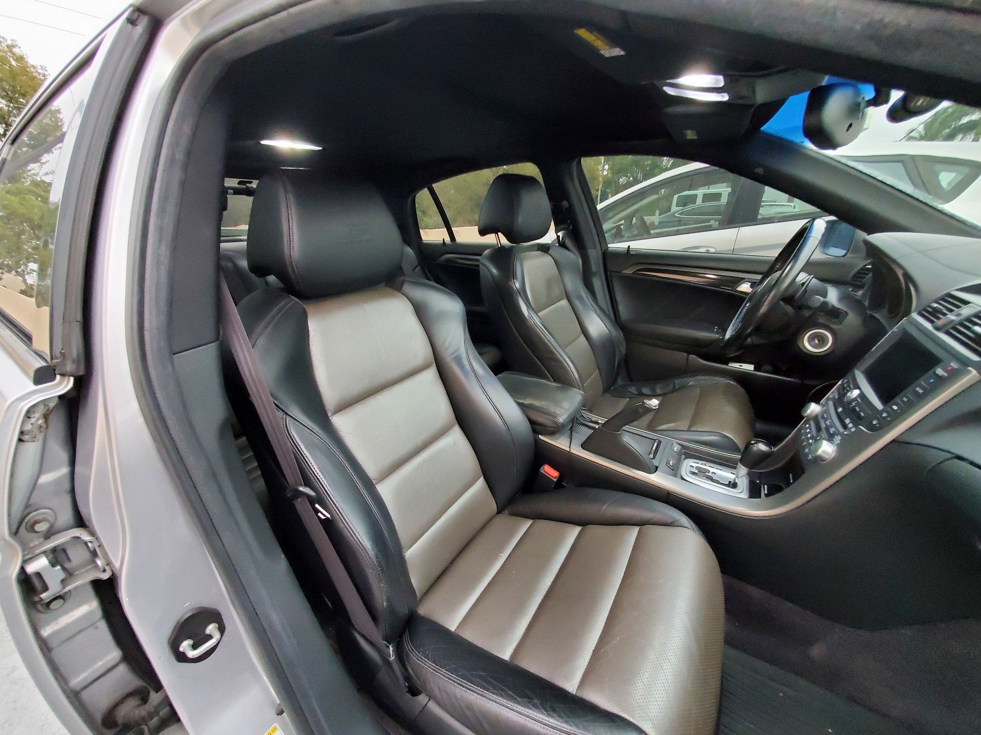 2007 Acura TL - FS: 2007 Acura TL Type-S - ASM - 191k miles - Miami, FL - Used - VIN 19UUA76537A002180 - 190,916 Miles - 6 cyl - 2WD - Automatic - Sedan - Silver - North Miami, FL 33181, United States