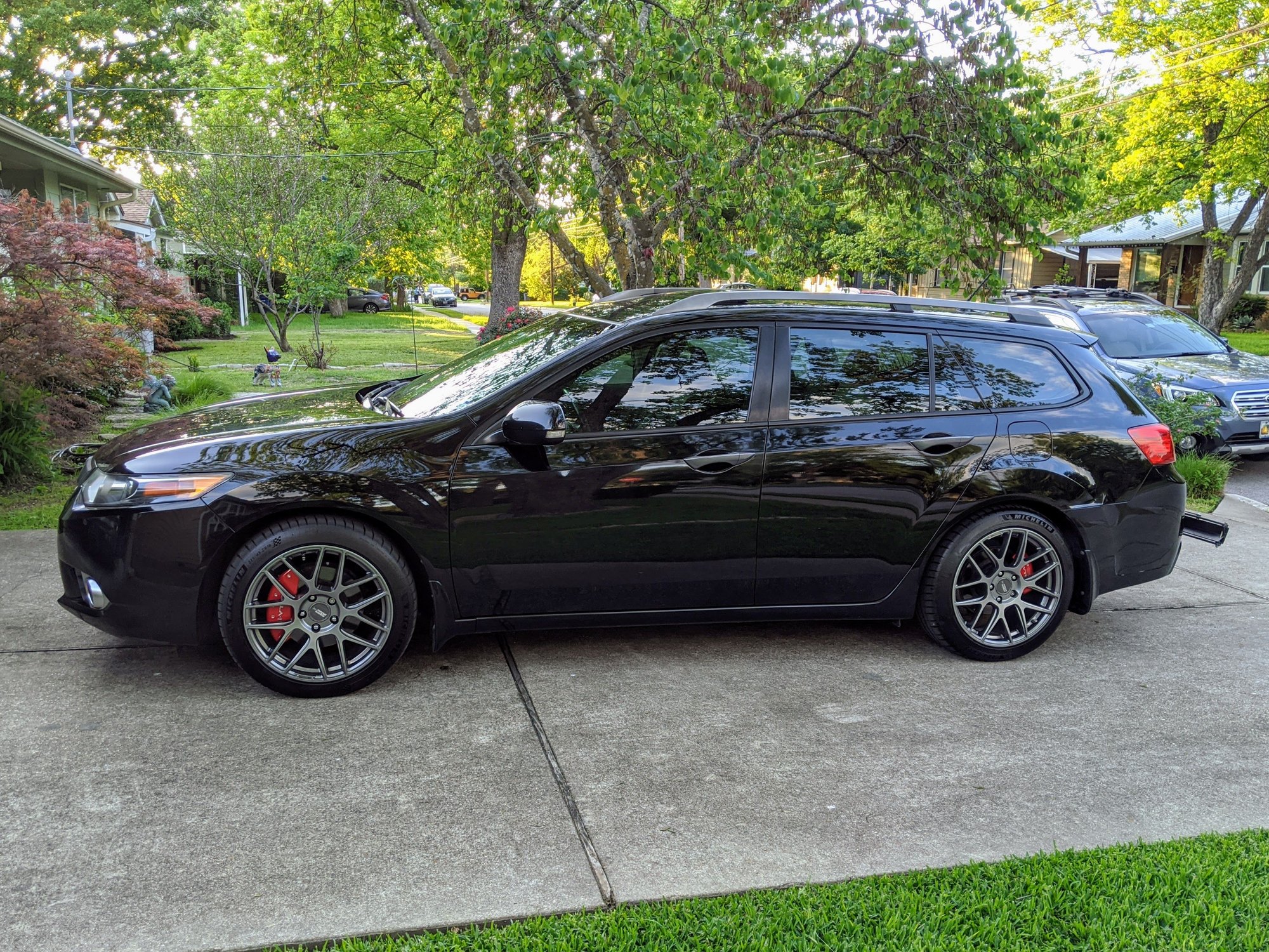 2011 Acura TSX - SOLD: 2011 Acura TSX Sport Wagon FWD with Technology Package, Austin TX - Used - VIN JH4CW2H63BC002521 - 99,805 Miles - 4 cyl - 2WD - Automatic - Wagon - Black - Austin, TX 78731, United States