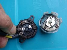 Inner switch, and why it would fail if the key wiggled. You can see the wear, dirt, and worn down copper contacts on the right hand piece.