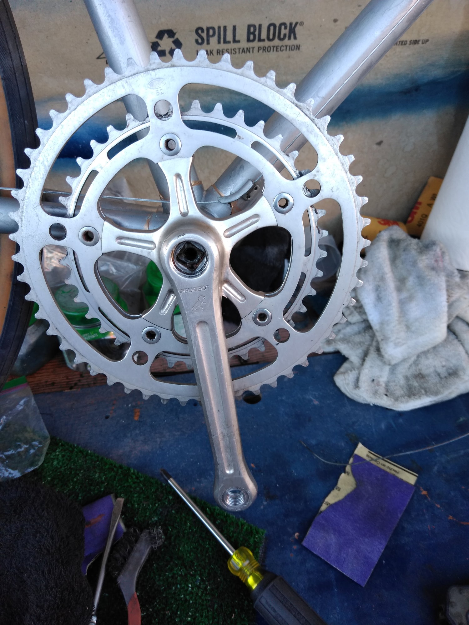 peugeot crankset