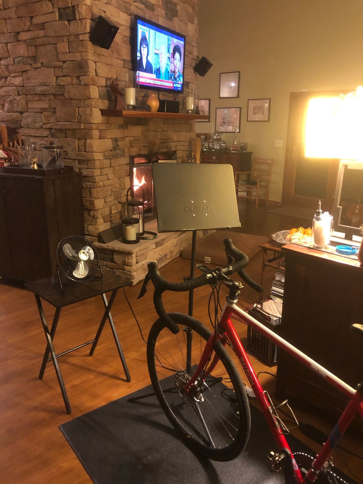 DIY Lumber Wood Indoor Cycling Desk - General Discussion - Zwift Forums