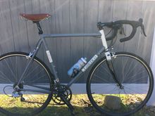 Saw this grey with white trim fence.  Thought the bike light ‘disappear into the background’, but it is too outstanding.