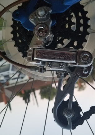 Shimano 600 RD

I have NOT (yet) found any alphabetic. 2-character date code... (?)