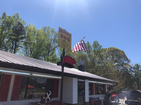 Lunch stop at 75 miles. I had to get it to go with the restrictions.