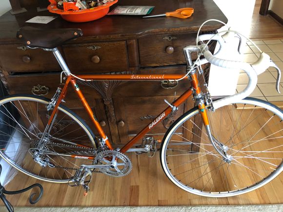 White bar tape looks pretty good