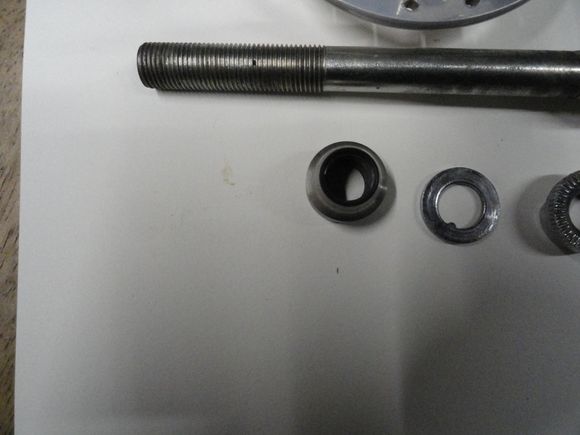 Close up of cones and axle and how nice they are for a less costly set back in the day.   