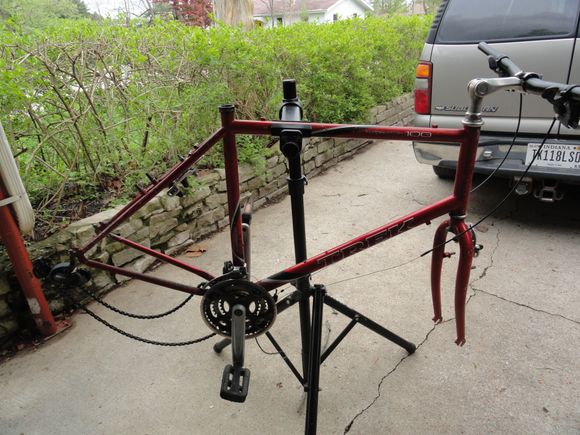 Frame is pretty tall.  9inch head tube and 21inch seat tube.  Canti brake bosses and rack eyelets.
