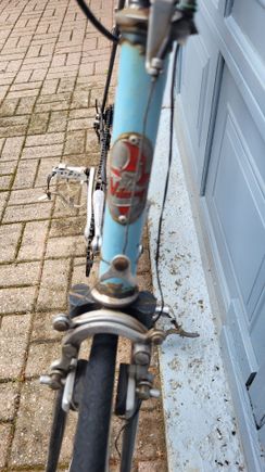 Head Badge seems to be very early