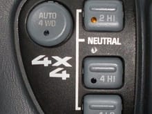 4 button drive mode panel with Auto 4WD