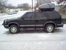 1.5" t-bar crank, no rear lift and 235/75/15 tires. And a luggage carrier LOL!