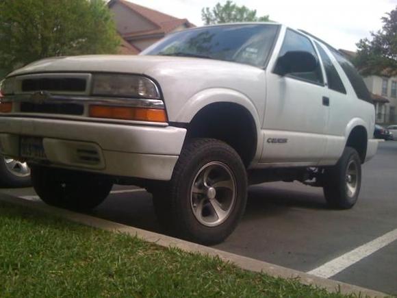 Sittin pretty. Definitely needs a car wash haha.