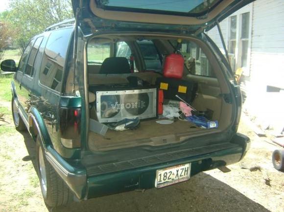 A LITLE MESS IN MY TRUNCK
