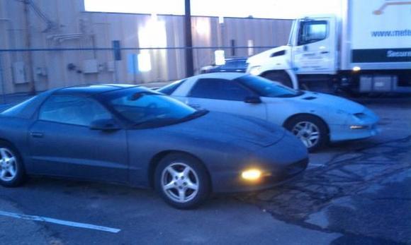 primered 96 firebird V6
primered  93 Camaro V6