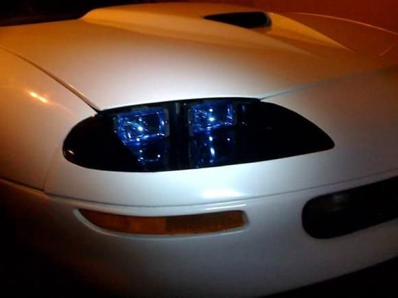 something like this should look nice w/ the blue SS stripes.  Driving lights will be blue too