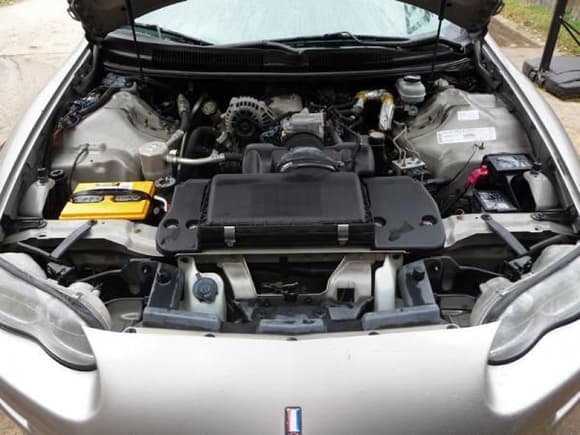 2000 V6 under hood