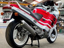 Honda CBR1000F SC24