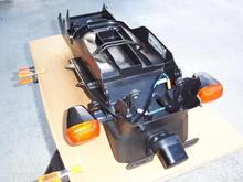 '01-'03 F4i split seat subframe battery tray w/ factory turn signals, lic plate light &amp; bracket