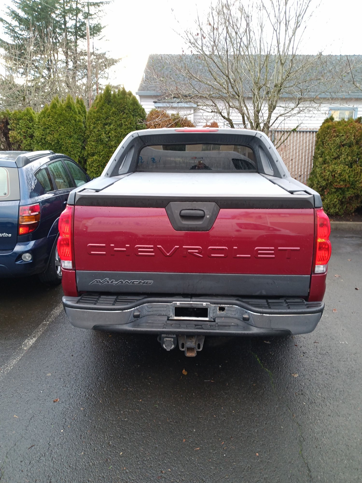 2004 Chevrolet Avalanche 1500 - Great condition! - Used - VIN 3GNEC12TX4G217896 - 8 cyl - 2WD - Automatic - Truck - Red - Portland, OR 97236, United States