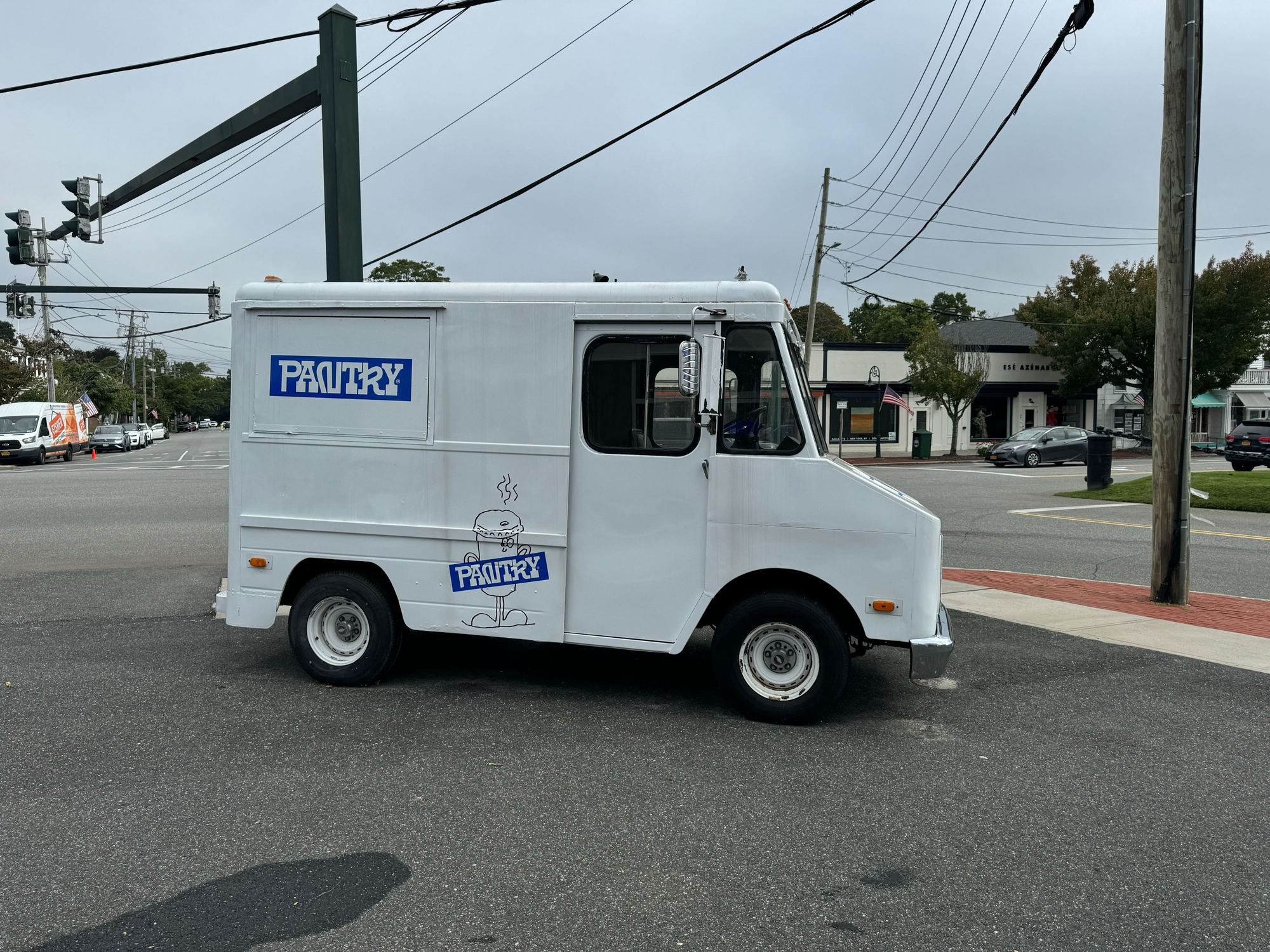 1975 Chevrolet P10 - 1975 Chevrolet P-10 step van - Used - VIN CPT1553304867 - Automatic - Truck - White - Southampton, NY 11968, United States