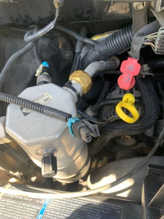 Found this connector on my 2005 ?? 
Cannot find a  plug in for it, ?
