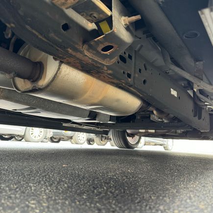 Right frame rail