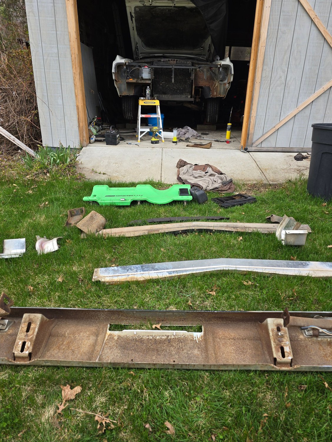 ...and I dont know why tearing apart the nose of my car makes me feel better.