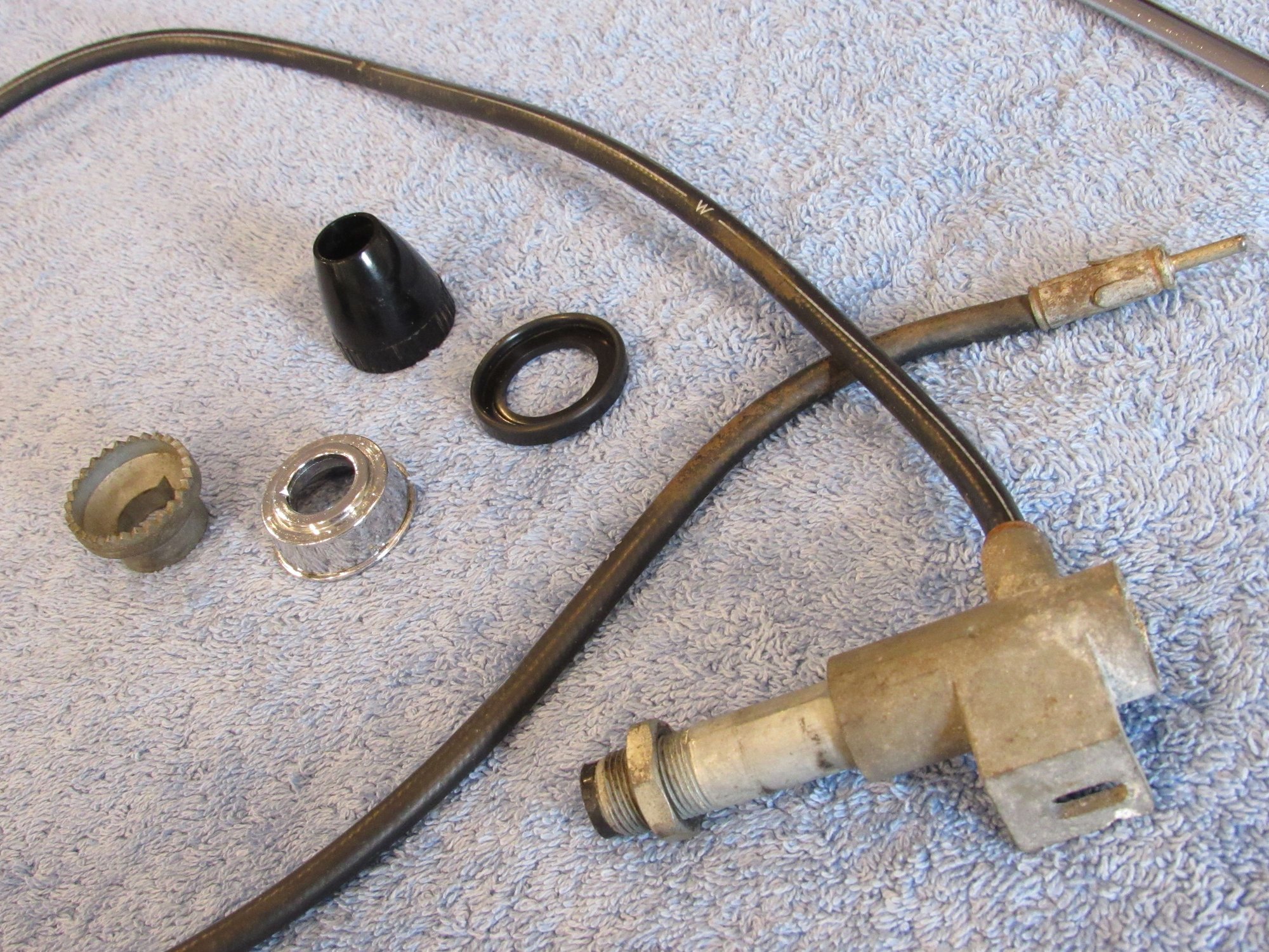 1968 1969 Antenna Cutlass 442 Hurst Olds