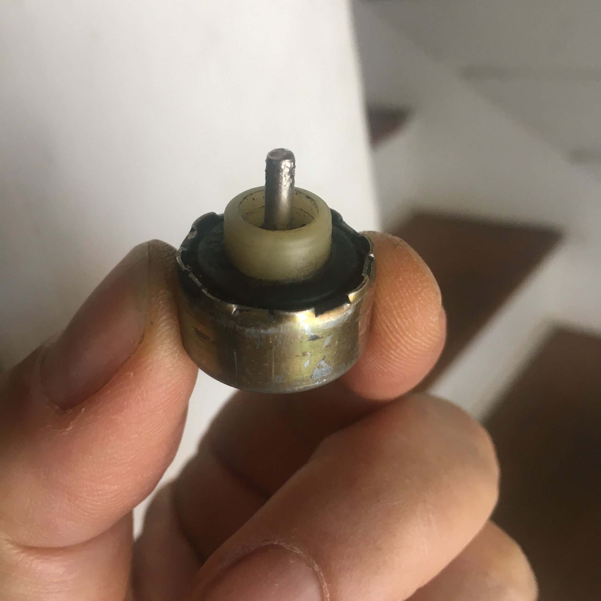 R4 AC Compressor Super Heat Switch