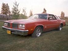 1977 Olds Cutlass S