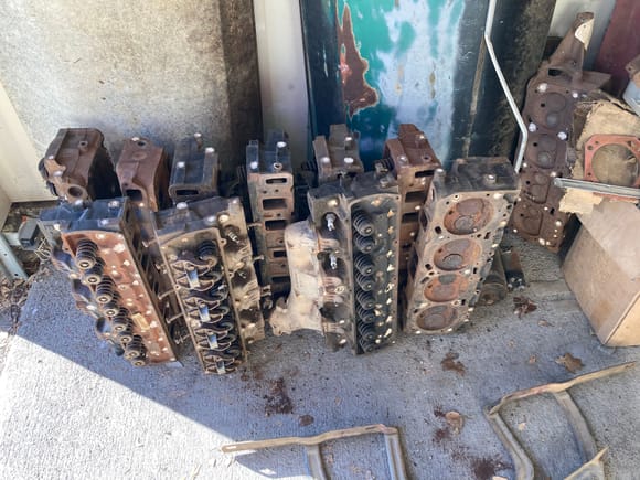 (1968 hinges sold and shipped)
Set of A heads $150
C head $50
6 or G head $50
1956 Cadillac head $200