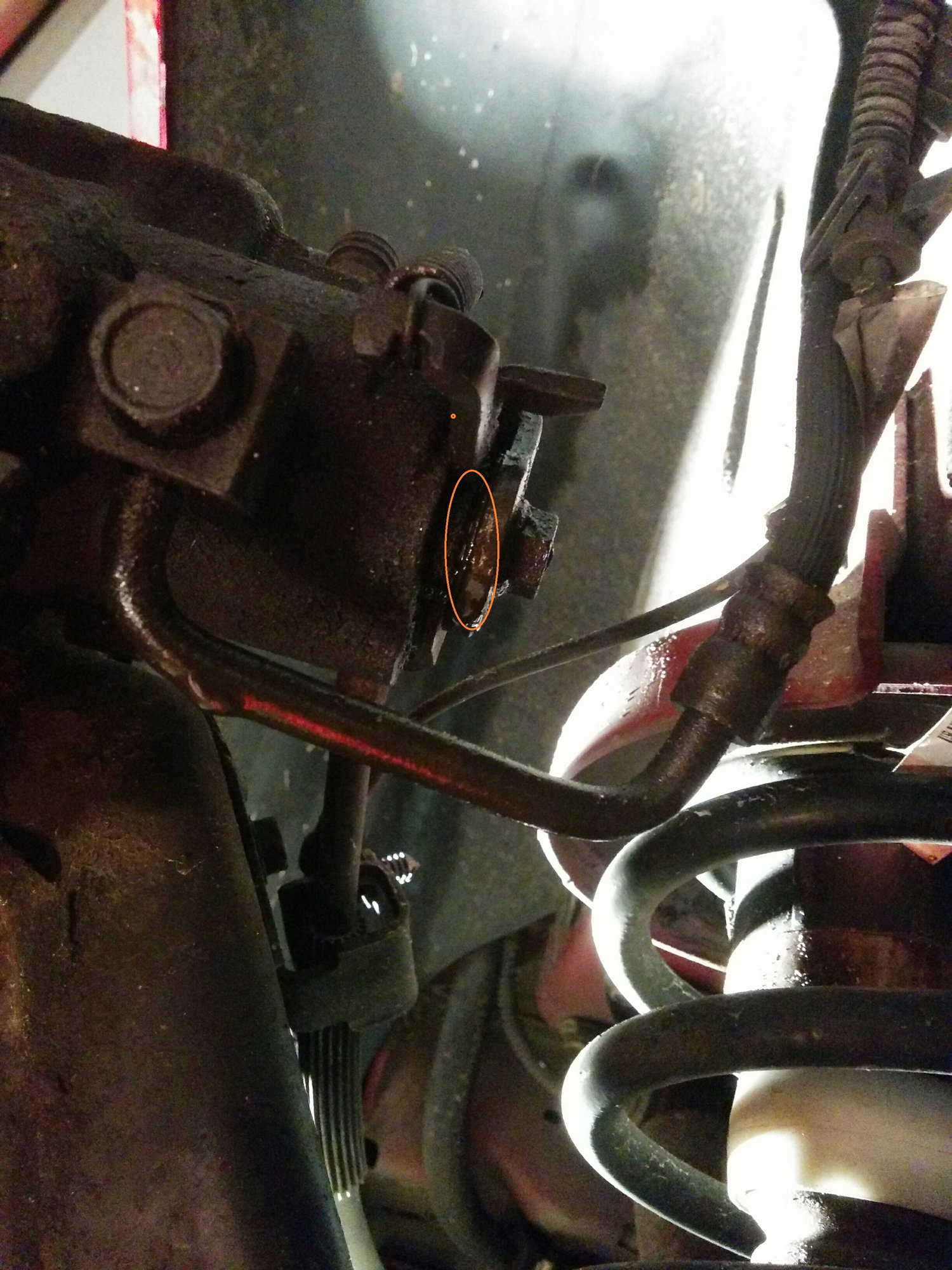 5th Gen 08 Rear Caliper Leaking With Pics Dodgeforum Com