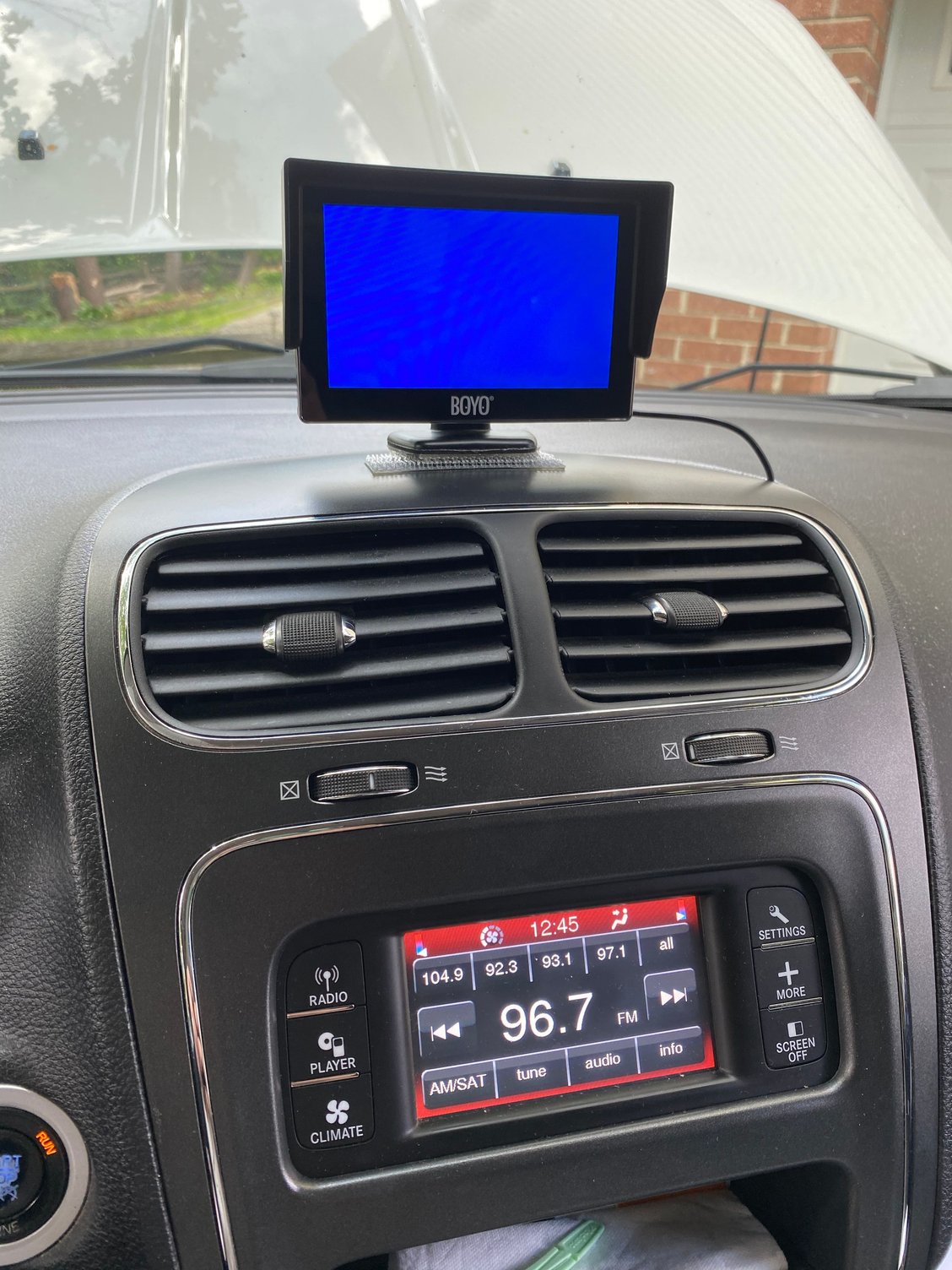 Aftermarket Backup Camera Installation 2012 Dodge Journey SXT