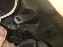 Shifter missing linkage rod.