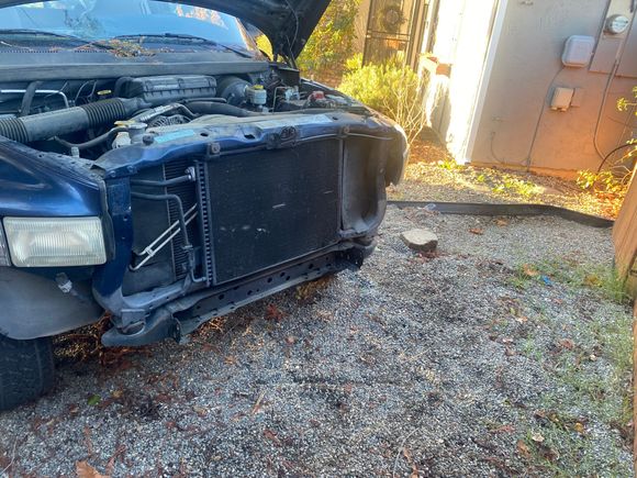 After lots of wrestling I got the front bumper off. 