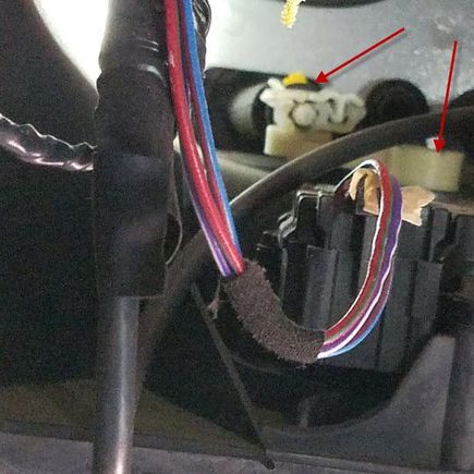 Arrows pointing to small motor