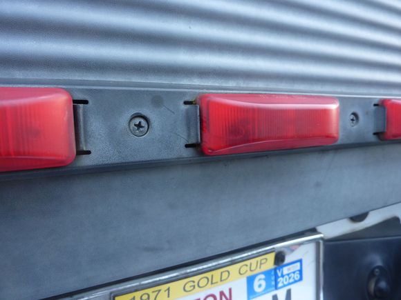 This is the marker light fixture on the tailgate.  Each of these fixtures has (2) globes in it -- one on each side.