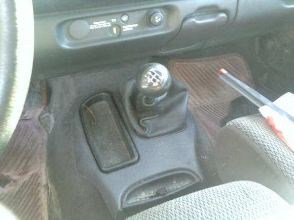Nv 3500 tranny  shifter will need to be modified so avoid hitting the aftermarket stereo daring hard shifting.