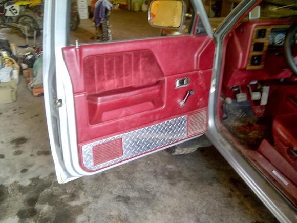 2012. I ripped out the red carped and replaced it with custom diamond plate!