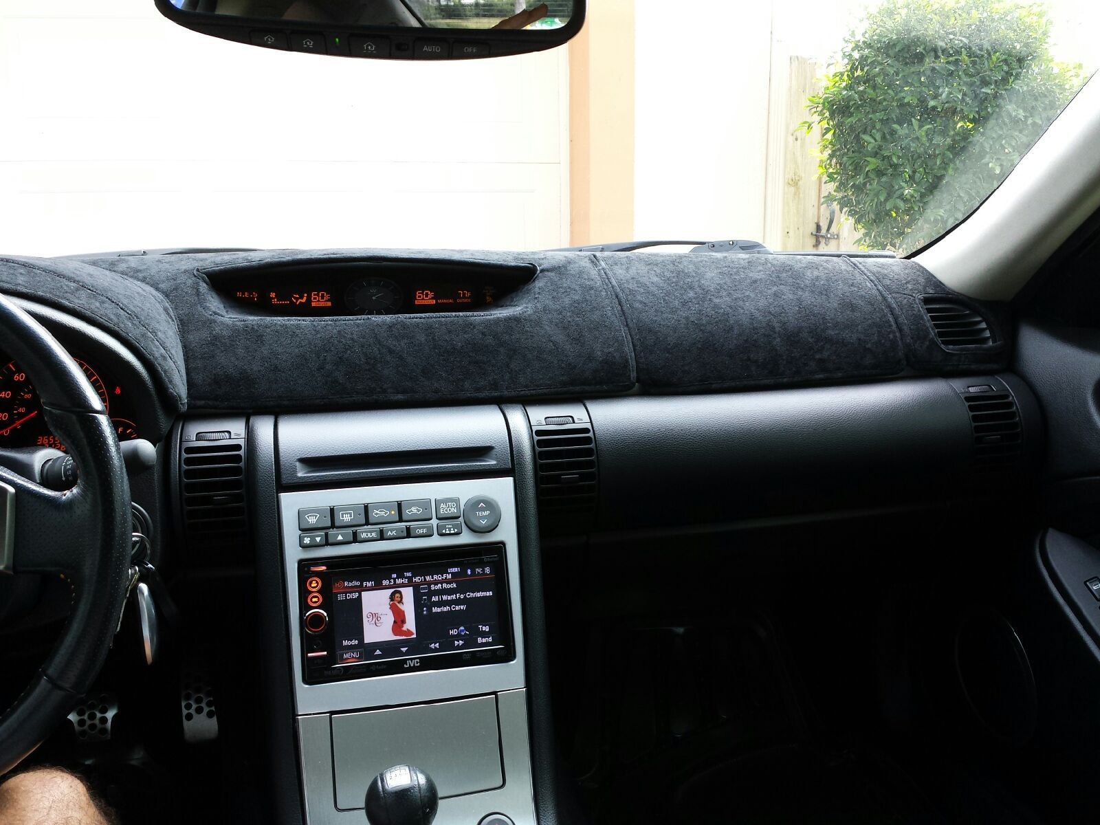 Crack in dashboard Page 10 G35Driver Infiniti G35 & G37 Forum