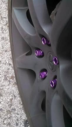 Dipped wheel with purple godspeed lugs