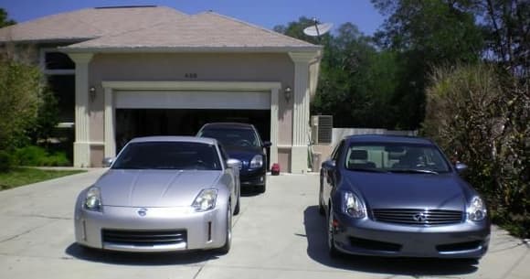 2006 350z grand touring edtion 6 speed brembos
2007 g35 coupe sport 6 speed