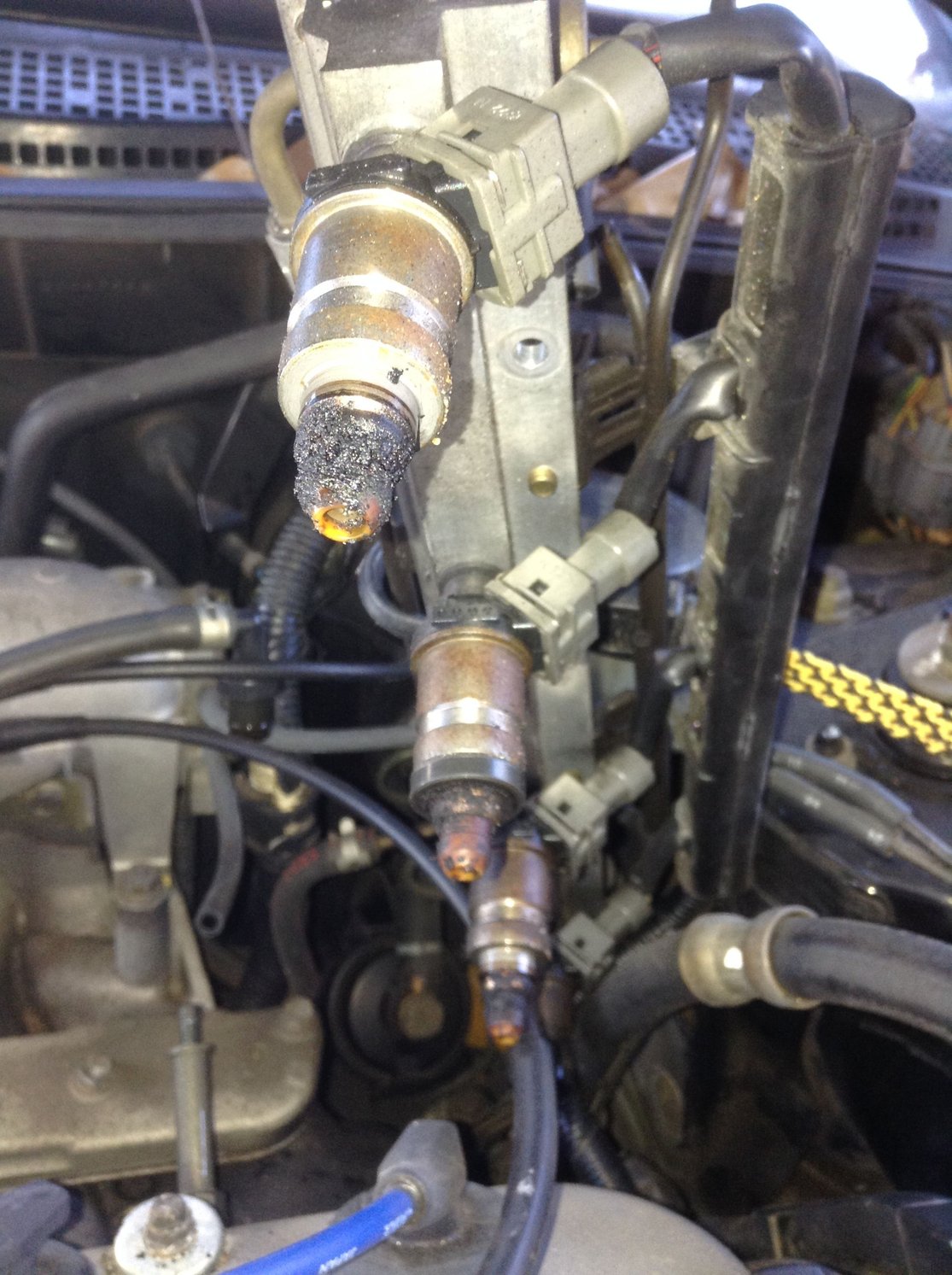 Clean or replace fuel injectors? How to properly do this? HondaTech