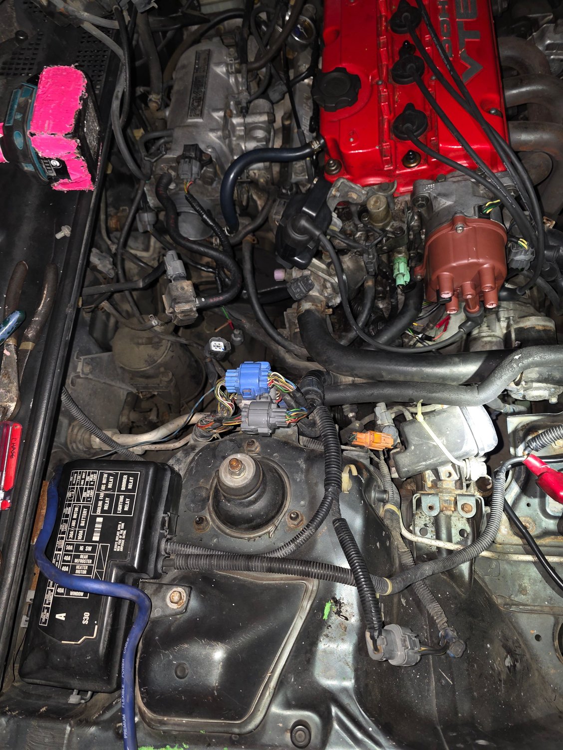 Anyone know why this wire would be pinned into the chassis harness right here