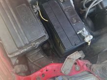I found a disconnected ground and a yellow wire connecting to this yellow fuse that says 25 on it.. i dont remember those being here before. Was something stolen..?