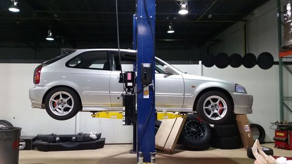 New Flourecent orange calipers.  when my roll cage goes in, that will be fluorescent orange as well.