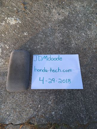 96-00 center console lid 
$3