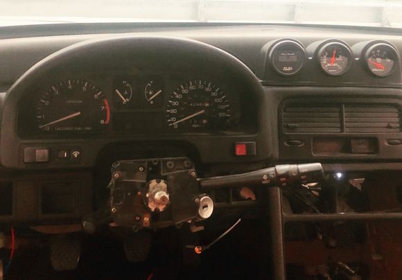 Mounted the gauges here as the wires just drop right down. No drilling or anything. Being held down with some 3m tape